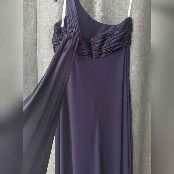 Formal Dress One Shoulder, Floor Length - Picture 3 of 5